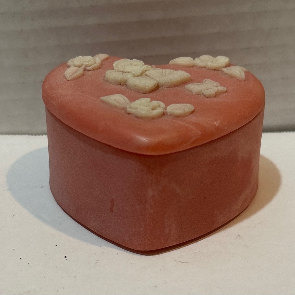 Vtg Incolay Pink Heart With Butterflies And Flowers Soapstone Trinket Box